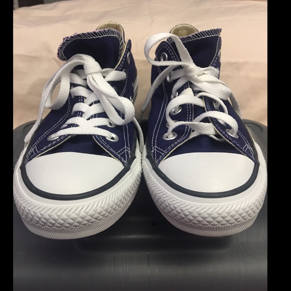 Blue/Purple Converse 🦄